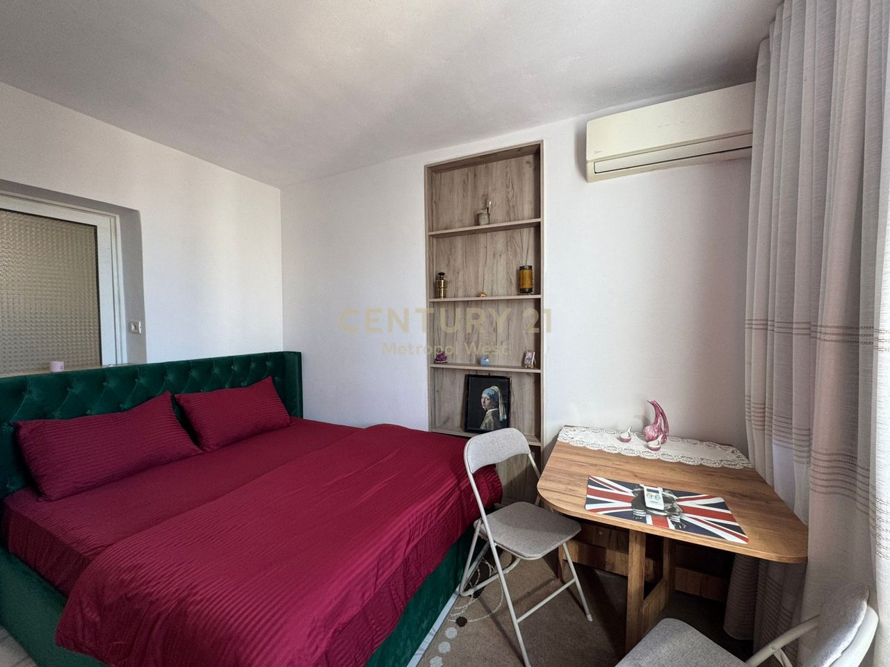 Apartment for rent in the Center