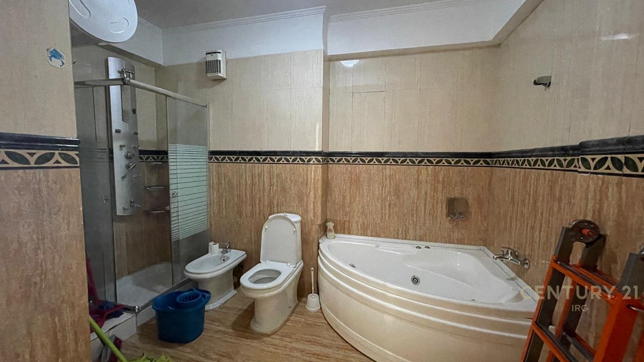 Office space for rent near Wilson Square!