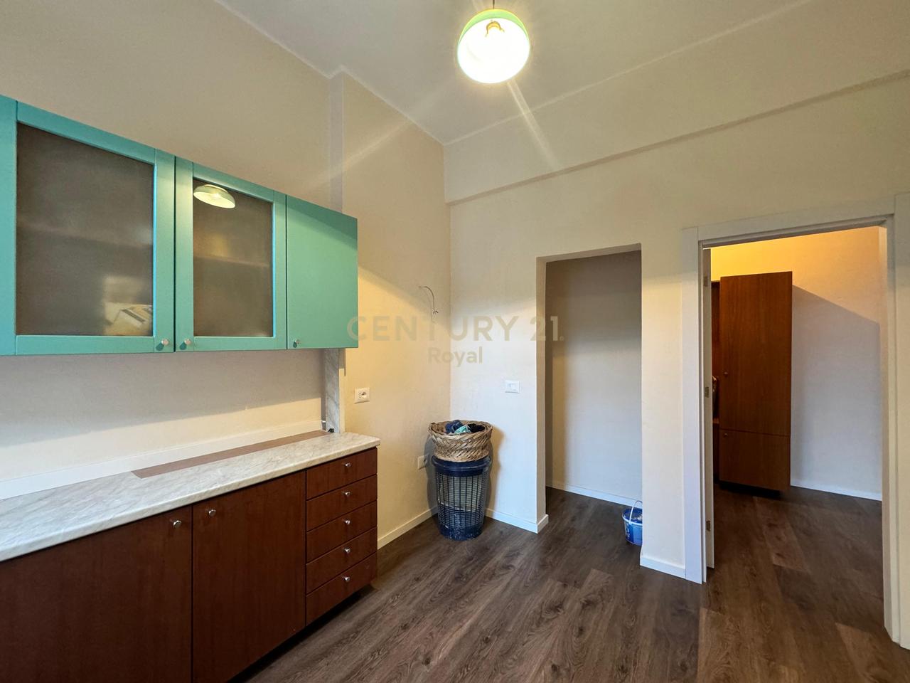 APARTMENT 2+1 FOR OFFICE RENTAL