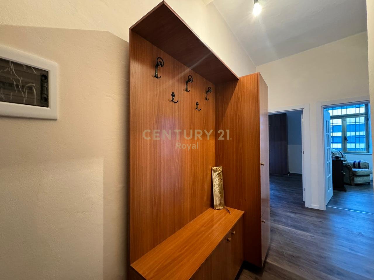 APARTMENT 2+1 FOR OFFICE RENTAL
