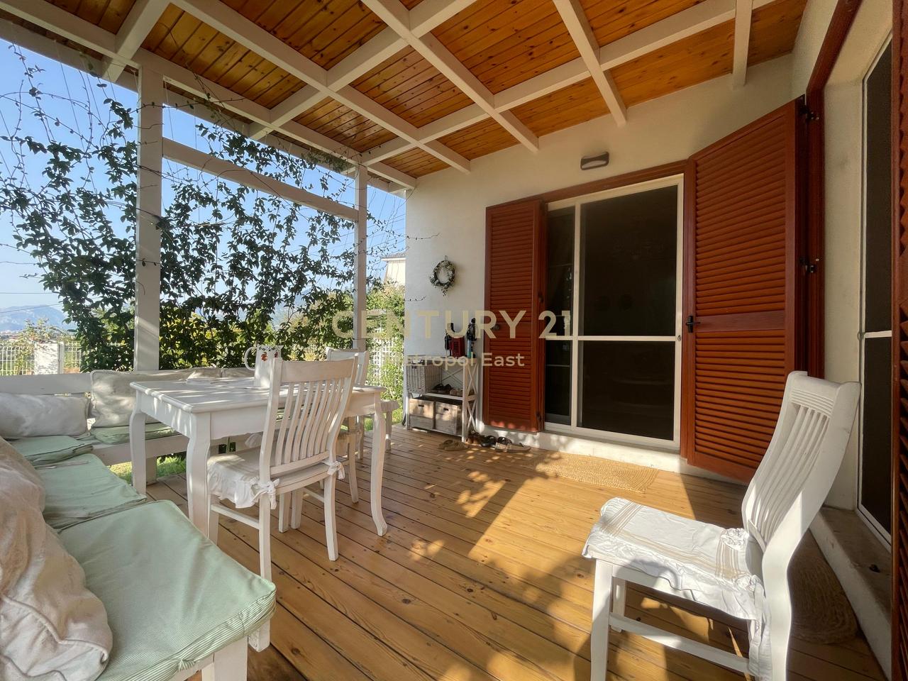 UNIQUE VILLA FOR SALE IN THE FARKA AREA