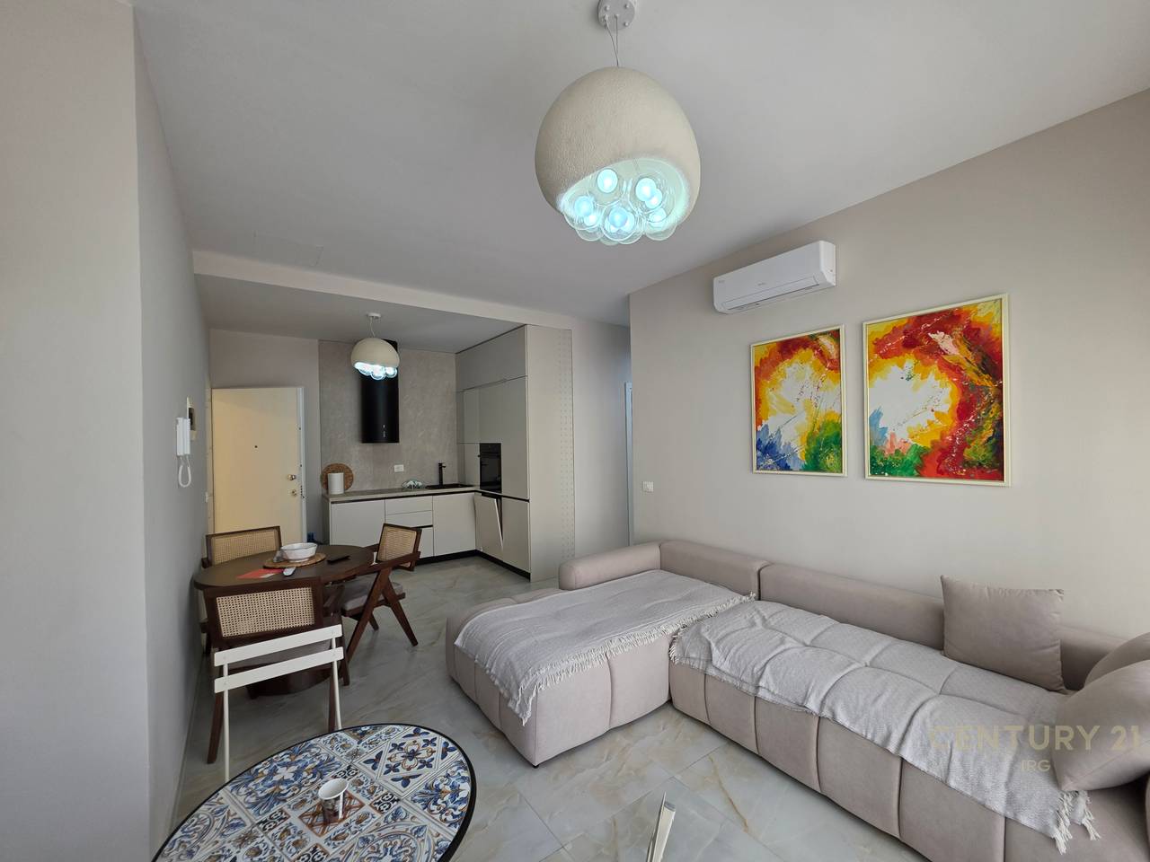 Appartamento 1+1+Veranda in vendita a Santorini Residence.