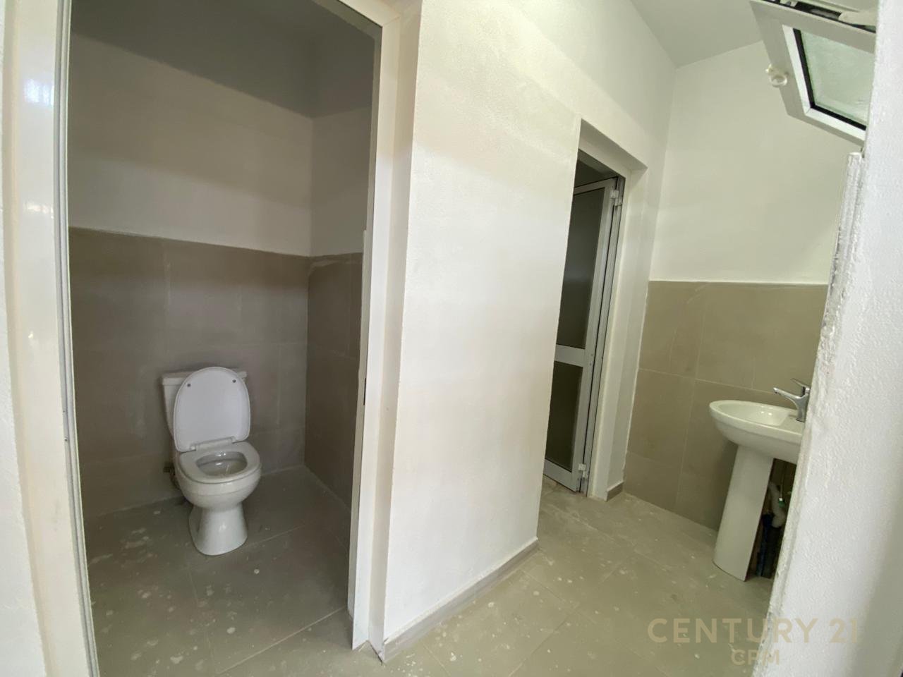 JAPIM ME QIRA 1900 M2 KAPANON BUZE AUTOSTRADES DR-TR