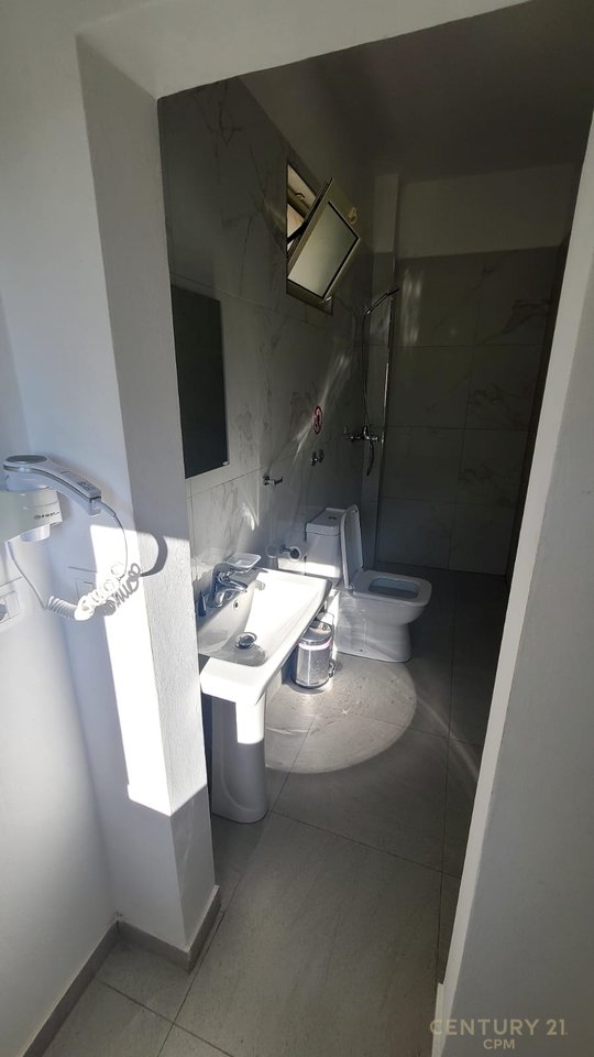 Fully functional hotel for sale in Durrës – by the sea!