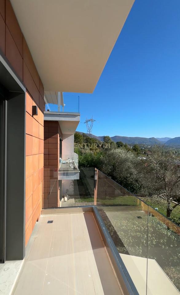 Villa 3 - four-story for rent in the 'Olive Grove' complex, Mullet, 5 minutes away from TEG