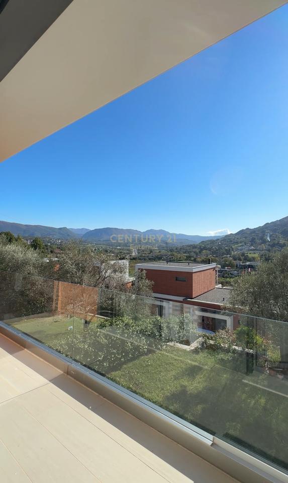 Villa 3 - four-story for rent in the 'Olive Grove' complex, Mullet, 5 minutes away from TEG