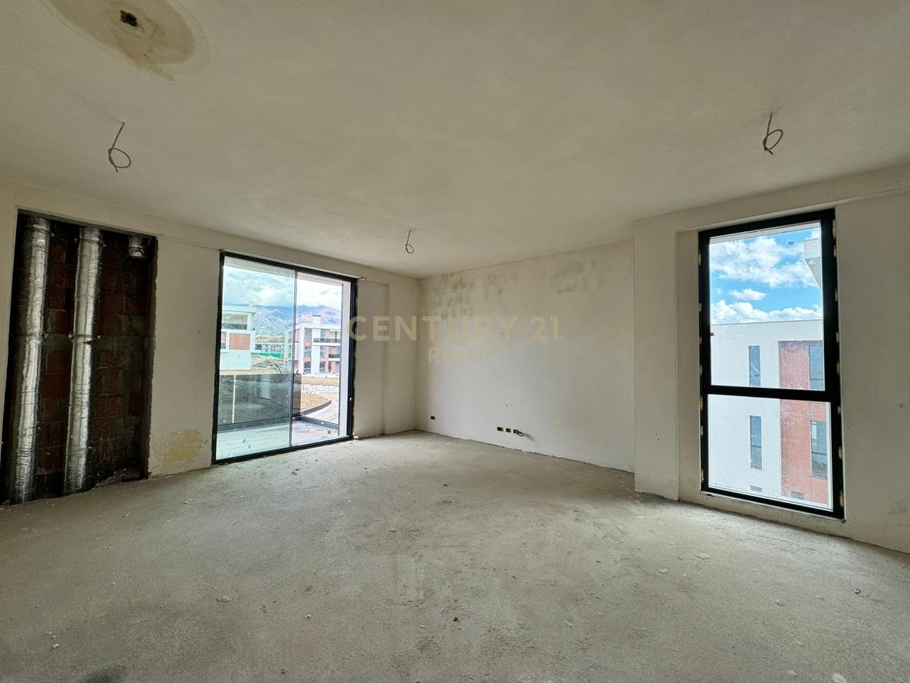 Appartamento 2+1+2 in vendita a Mjull - Bathore presso la Residenza TULIPAN, Tirana