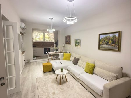 SHESIM APARTAMENT 1+1 PRANE PAZARIT TE RI !