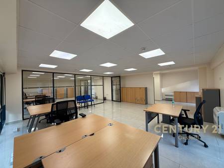 Stiamo affittando spazi per uffici presso la Facoltà di Economia!