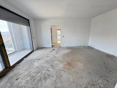 SHESIM APARTAMENT 2+1+2 + POST PARKIMI TEK REZIDENCA AKSES TIRANA!