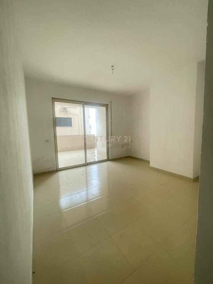 2+2 Apartment For Sale in Ish-URT, Durrës - €133,000 | 140 m²