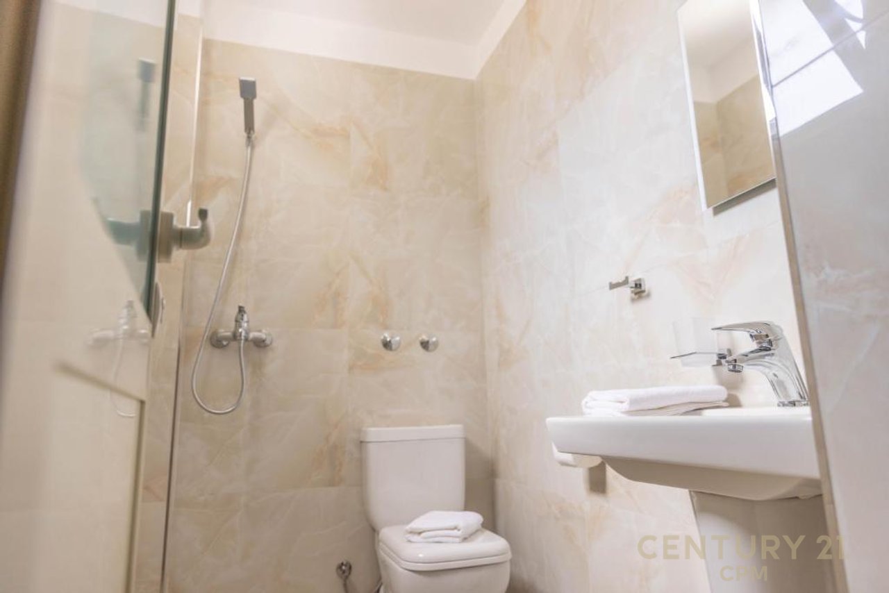 Fully functional hotel for sale in Durrës – by the sea!