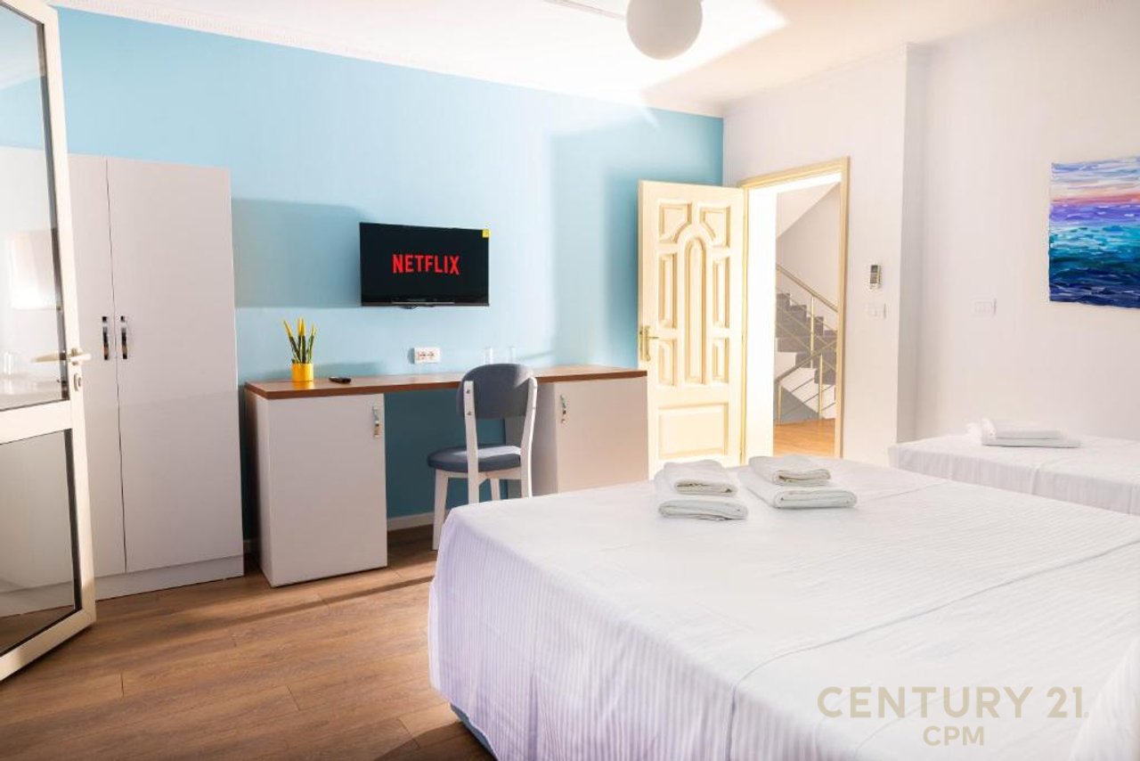 Fully functional hotel for sale in Durrës – by the sea!