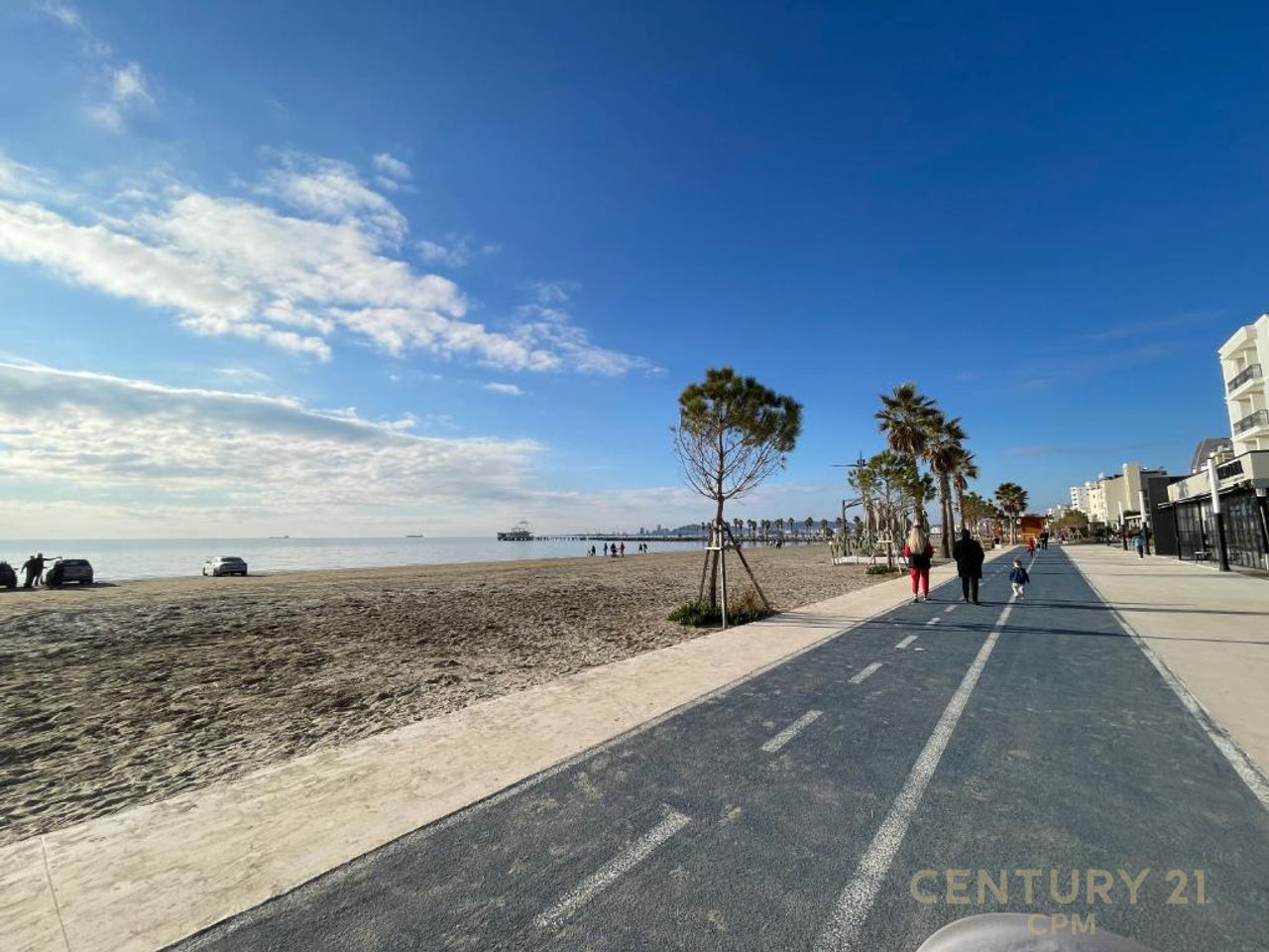 Fully functional hotel for sale in Durrës – by the sea!