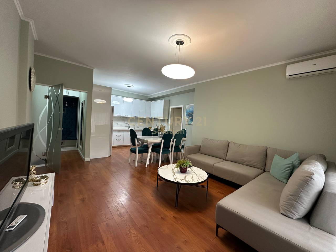 APARTMENT 2+1+2 BATHROOMS + 2 BALCONIES FOR RENT!