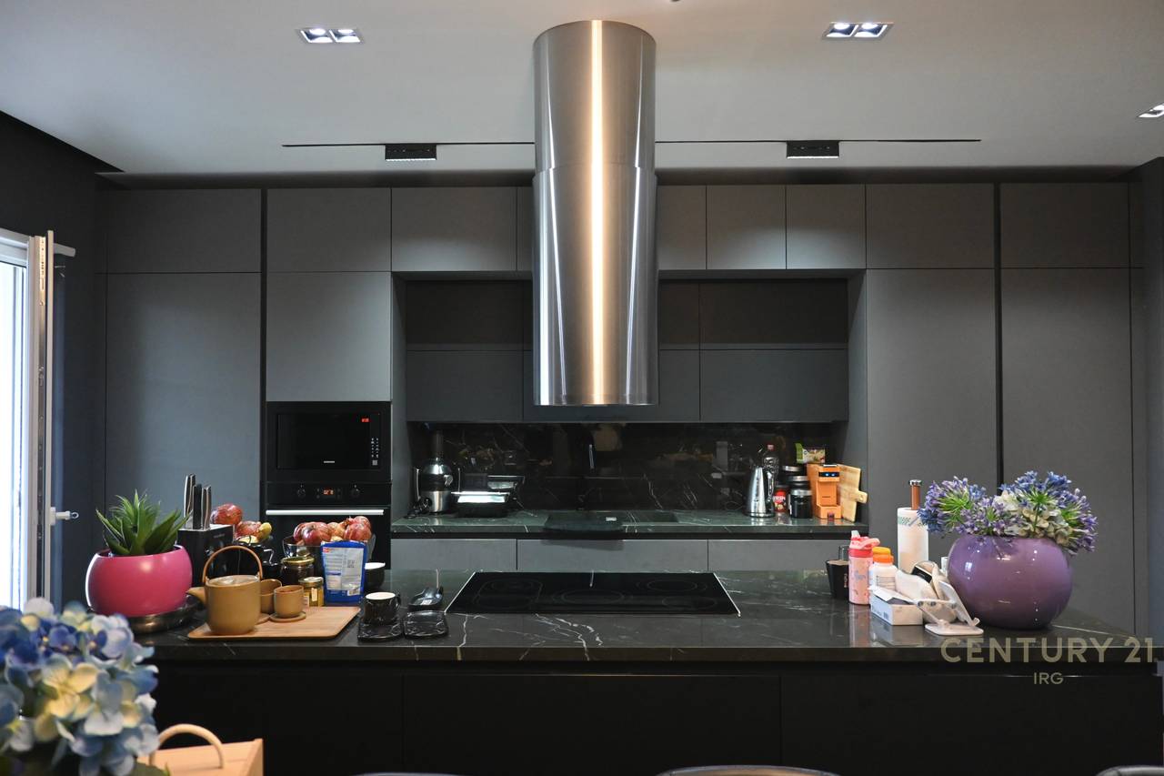 Apartament fantastik për shitje pranë Pazari të Ri, Tiranë