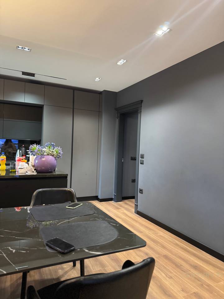 Apartament fantastik për shitje pranë Pazari të Ri, Tiranë