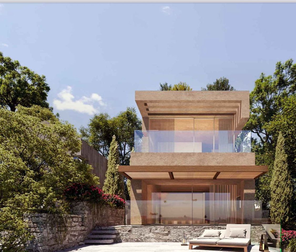 Individual Villa with Pool for Sale in Green Coast 2, Palasë