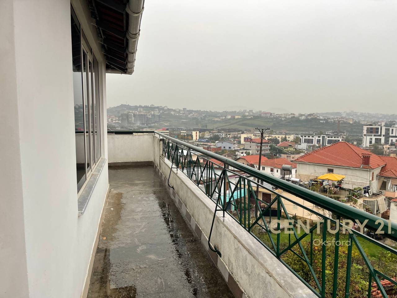 PART OF THE 3RD FLOOR OF THE 3-STORY VILLA FOR SALE IN SHKOZA