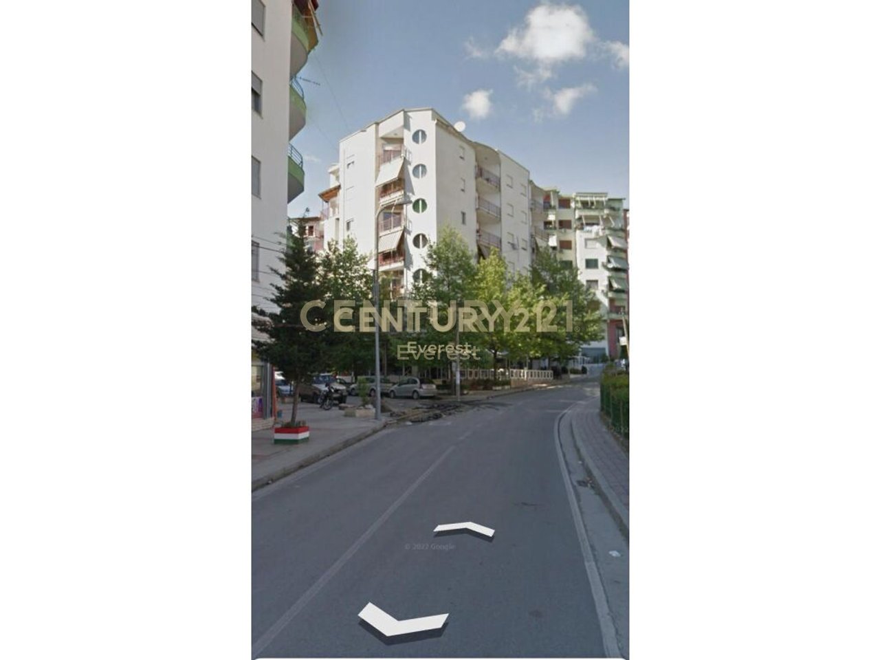 FRESKU, JAPIM ME QIRA BAR-KAFE