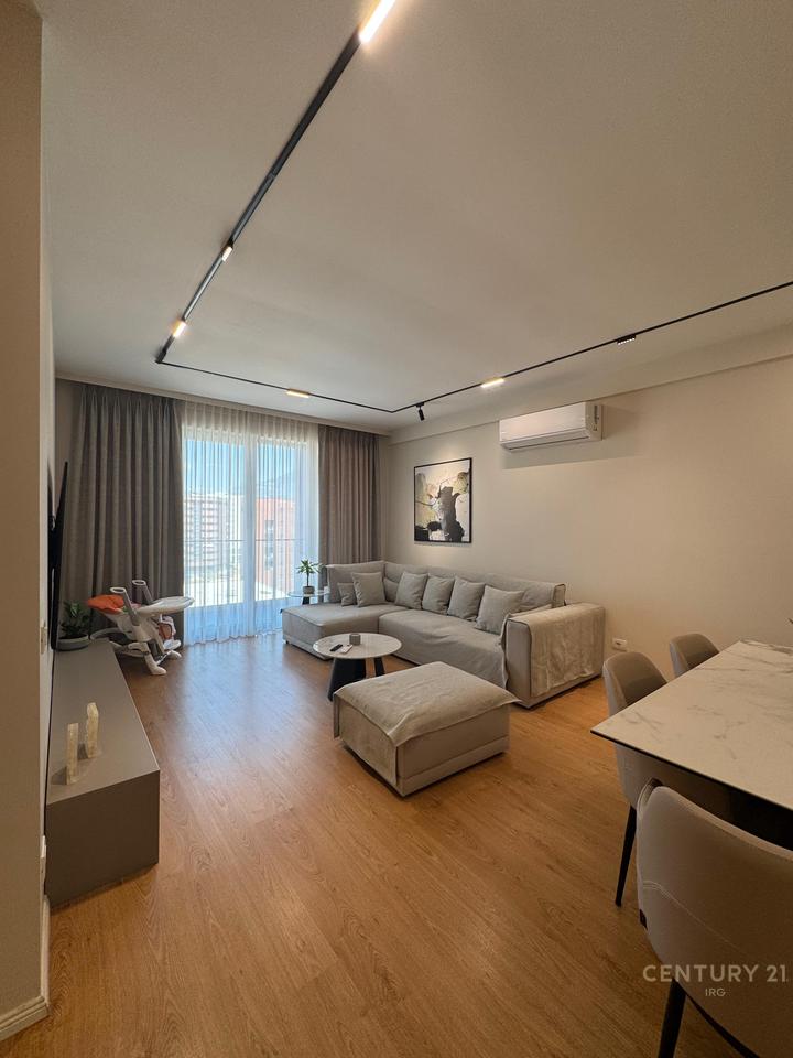 For sale – 2+1+2 apartment fully furnished with details in “Future Home Residence”, Unaza e Re