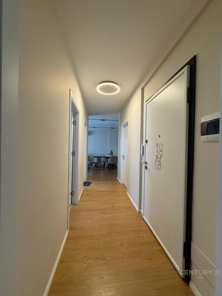 For sale – 2+1+2 apartment fully furnished with details in “Future Home Residence”, Unaza e Re