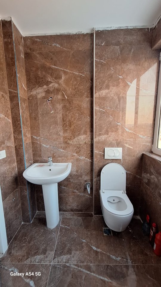 Duplex 2+1+2 in affitto a Shkozë