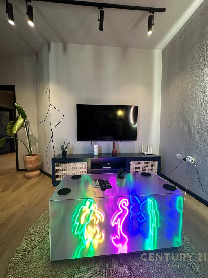 FOR RENT 1+1 APARTMENT WITH BALCONY ON "ZOGU I PARE" BOULEVARD, CENTER!