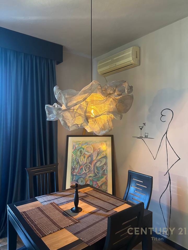 FOR RENT 1+1 APARTMENT WITH BALCONY ON "ZOGU I PARE" BOULEVARD, CENTER!