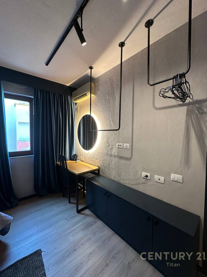 FOR RENT 1+1 APARTMENT WITH BALCONY ON "ZOGU I PARE" BOULEVARD, CENTER!