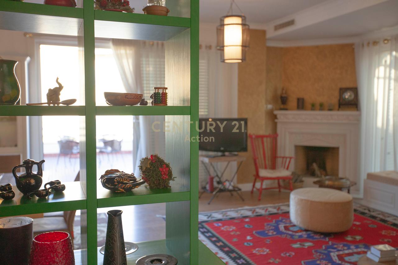 Super Apartment 2+1+2+Parking for rent near Dry Lake!