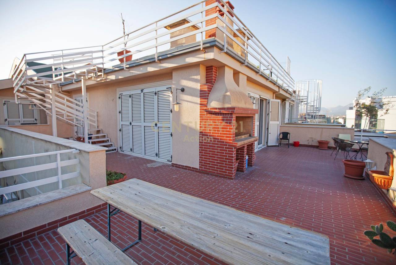 Super Apartment 2+1+2+Parking for rent near Dry Lake!