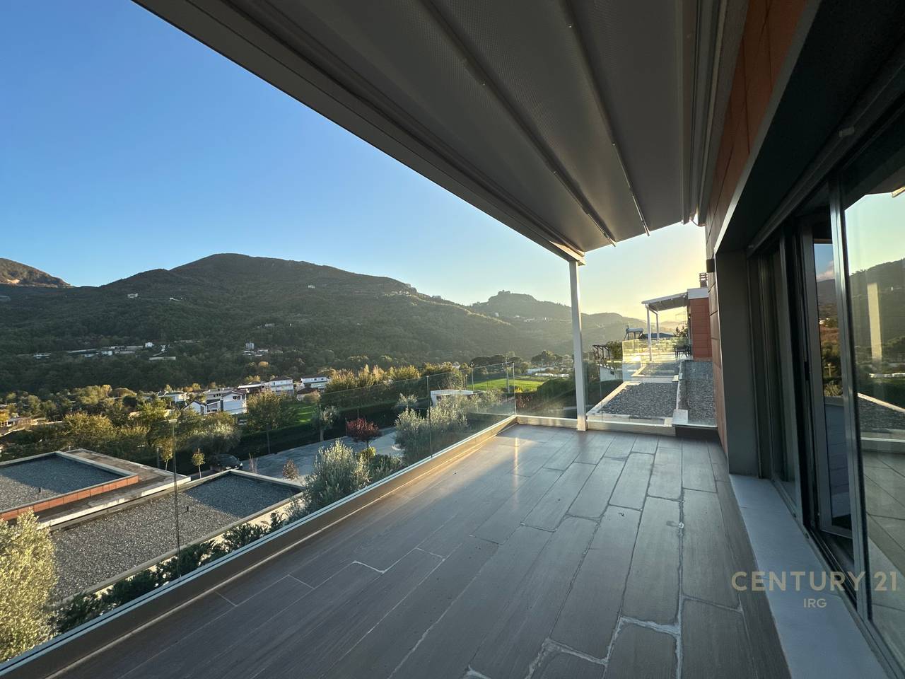 Villa nella Residenza Uliveto!