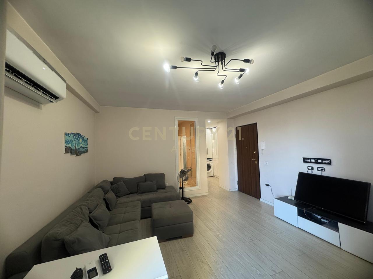 APARTMENT 1+1 FOR RENT, CONDOR CENTER: KAVAJES STREET