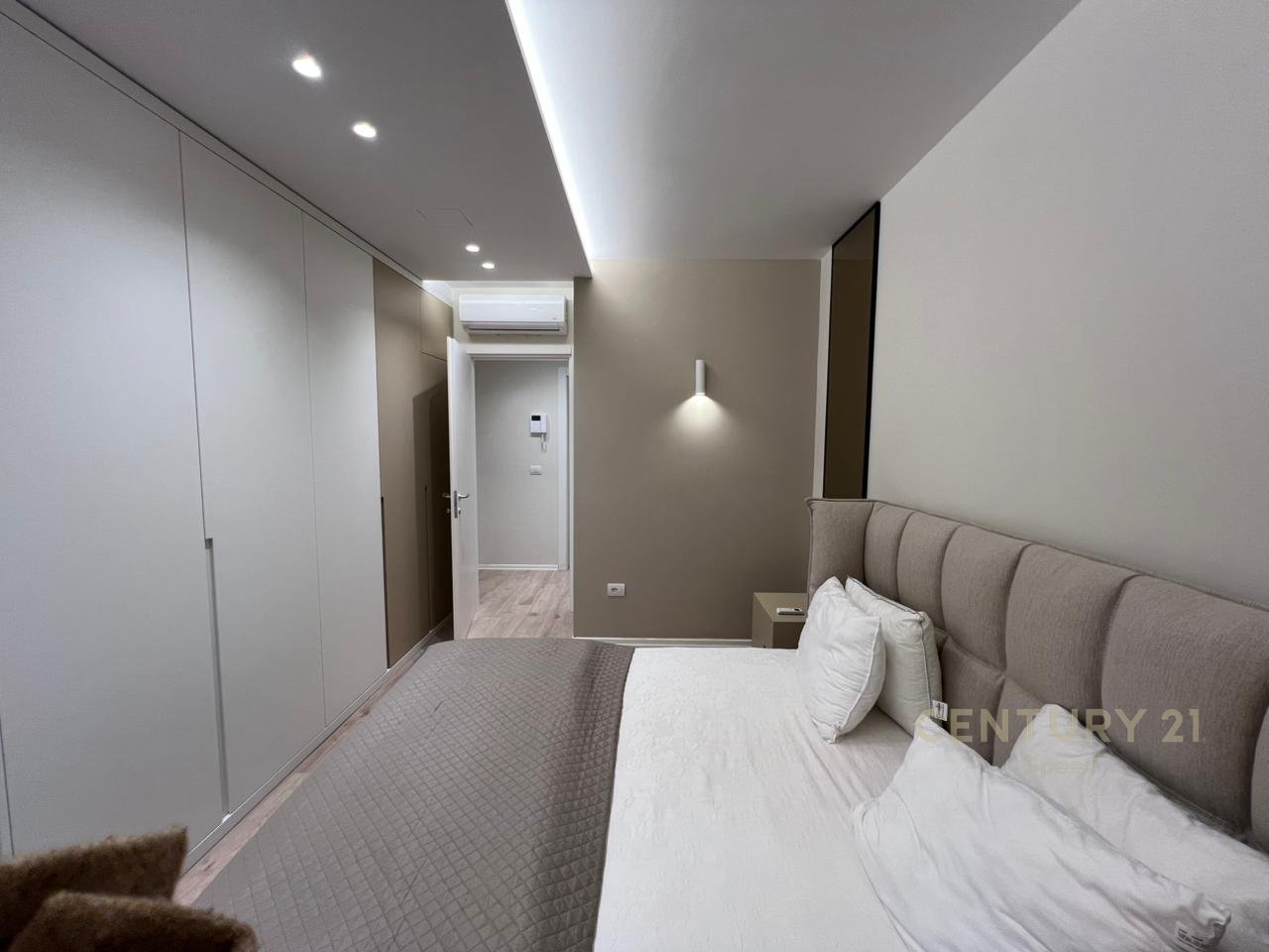 Appartamento 1+1 + posto auto in via Barrikadave, vicino al Centro!