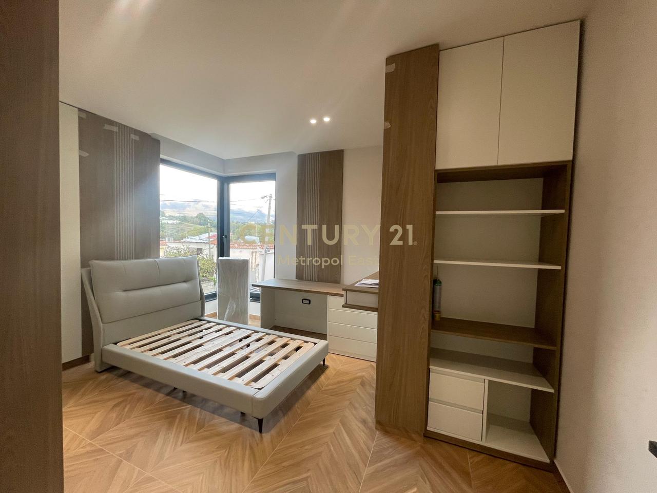 VILLA INDIPENDENTE IN AFFITTO IN UN COMPLESSO RESIDENZIALE A FARKE