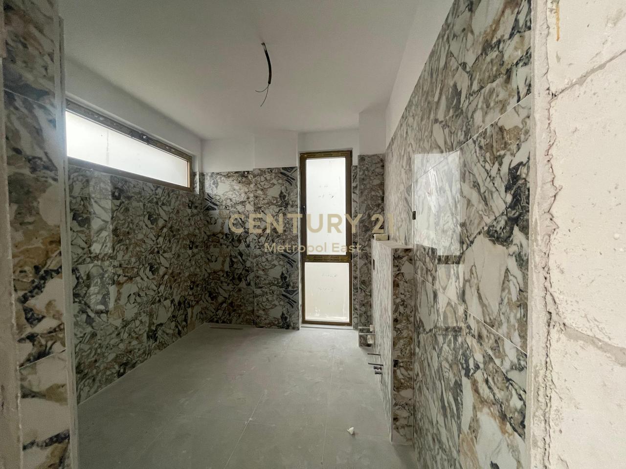 JEPET ME QIRA VILE INDIVIDUALE NE REZIDENCEN LULEBOR