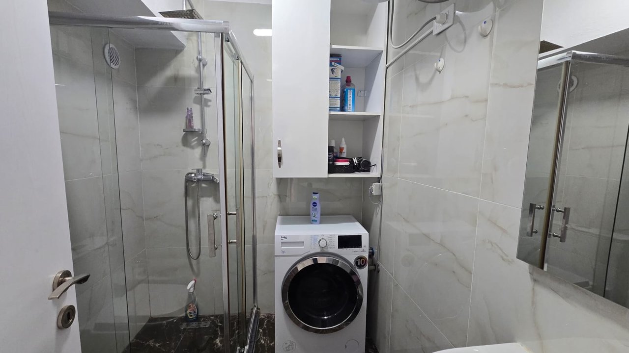 Jepet me qera Apartament komod tek Selvia