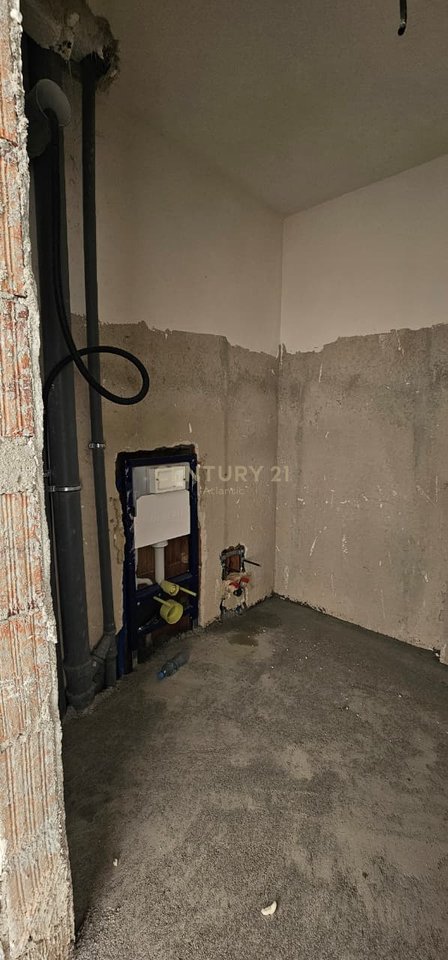 Apartament 1+1 Në Shitje në Golem, Durrës , ndodhet vetem 250m larg detit - 74,000€