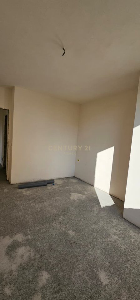 Apartament 1+1 Në Shitje në Golem, Durrës , ndodhet vetem 250m larg detit - 74,000€