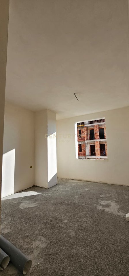 Apartament 1+1 Në Shitje në Golem, Durrës , ndodhet vetem 250m larg detit - 74,000€