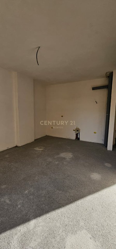 Apartament 1+1 Në Shitje në Golem, Durrës , ndodhet vetem 250m larg detit - 74,000€