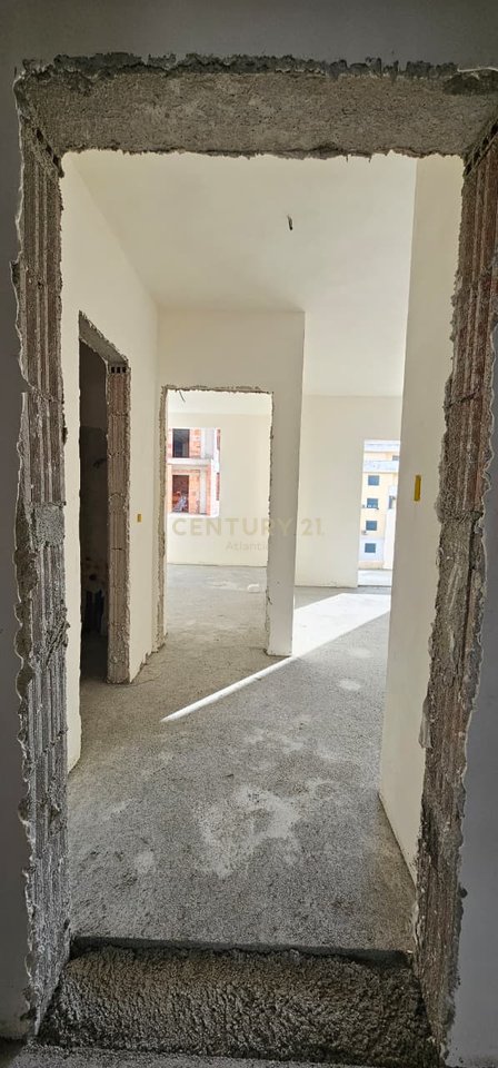 Apartament 1+1 Në Shitje në Golem, Durrës , ndodhet vetem 250m larg detit - 74,000€