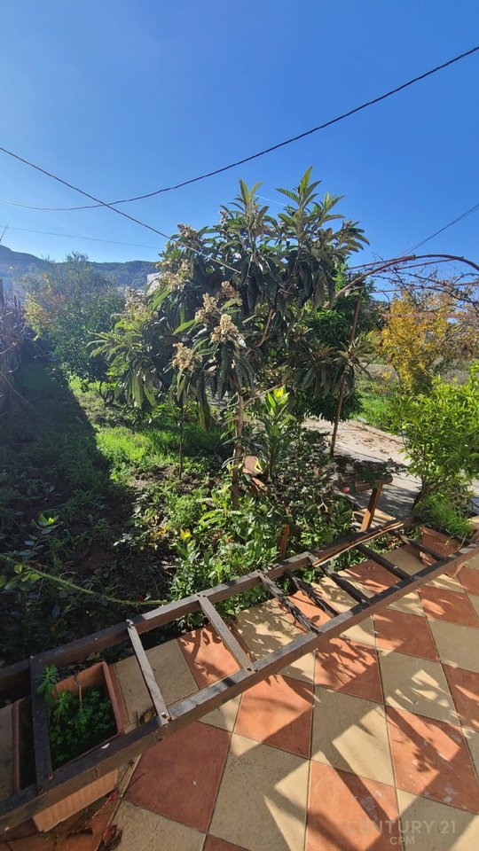 Private house for sale with basement in Vorë