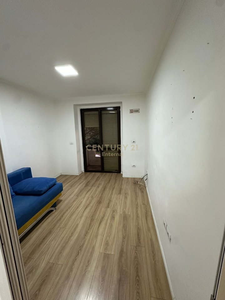 OFFICE FOR RENT OPPOSITE VASIL SHANTO SCHOOL
