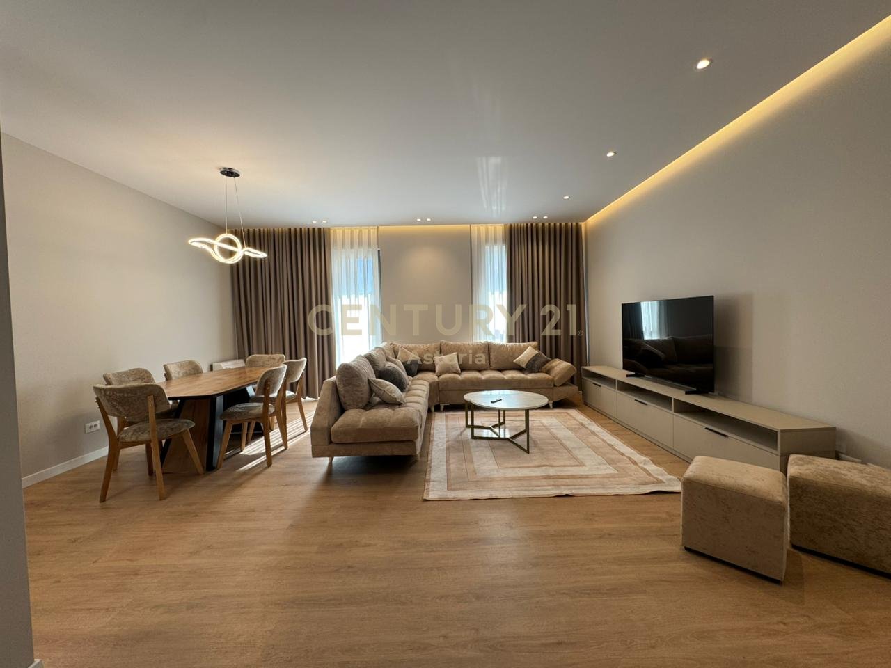 APPARTAMENTO 3+1 IN AFFITTO + POSTO AUTO A "GREEN VALLEY", DRY LAKE