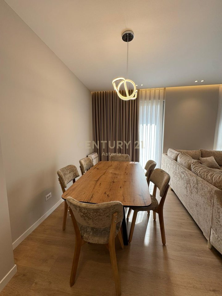 APPARTAMENTO 3+1 IN AFFITTO + POSTO AUTO A "GREEN VALLEY", DRY LAKE