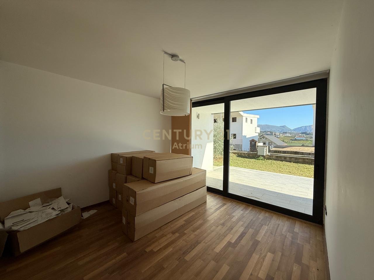 OKAZION ! SHESIM VILE PRANE TEG-ut ,TEK KOMPLEKSI BARKEA !!