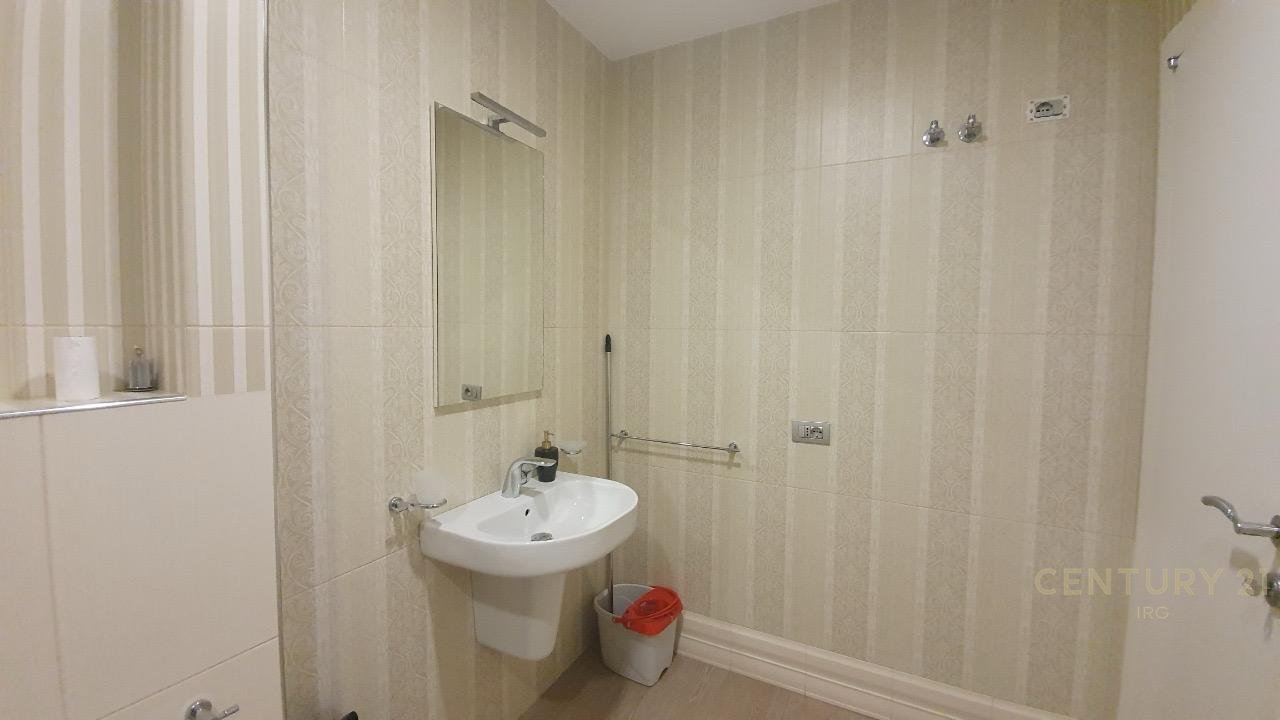 UFFICIO IN AFFITTO A HILTON, VICINO A DELIJORGIT!