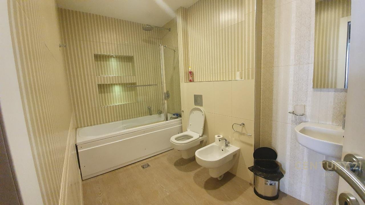 UFFICIO IN AFFITTO A HILTON, VICINO A DELIJORGIT!